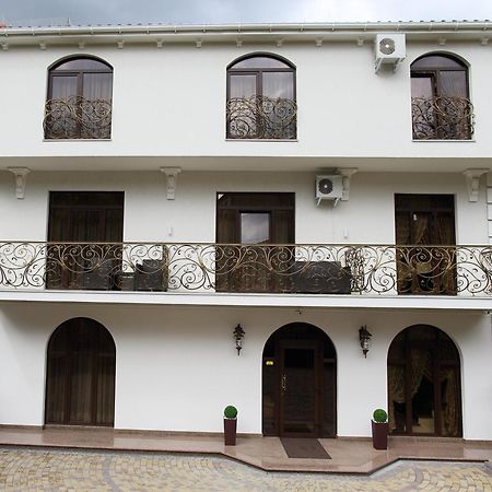 Prima Villa Guest House Vinnytsia Exterior foto