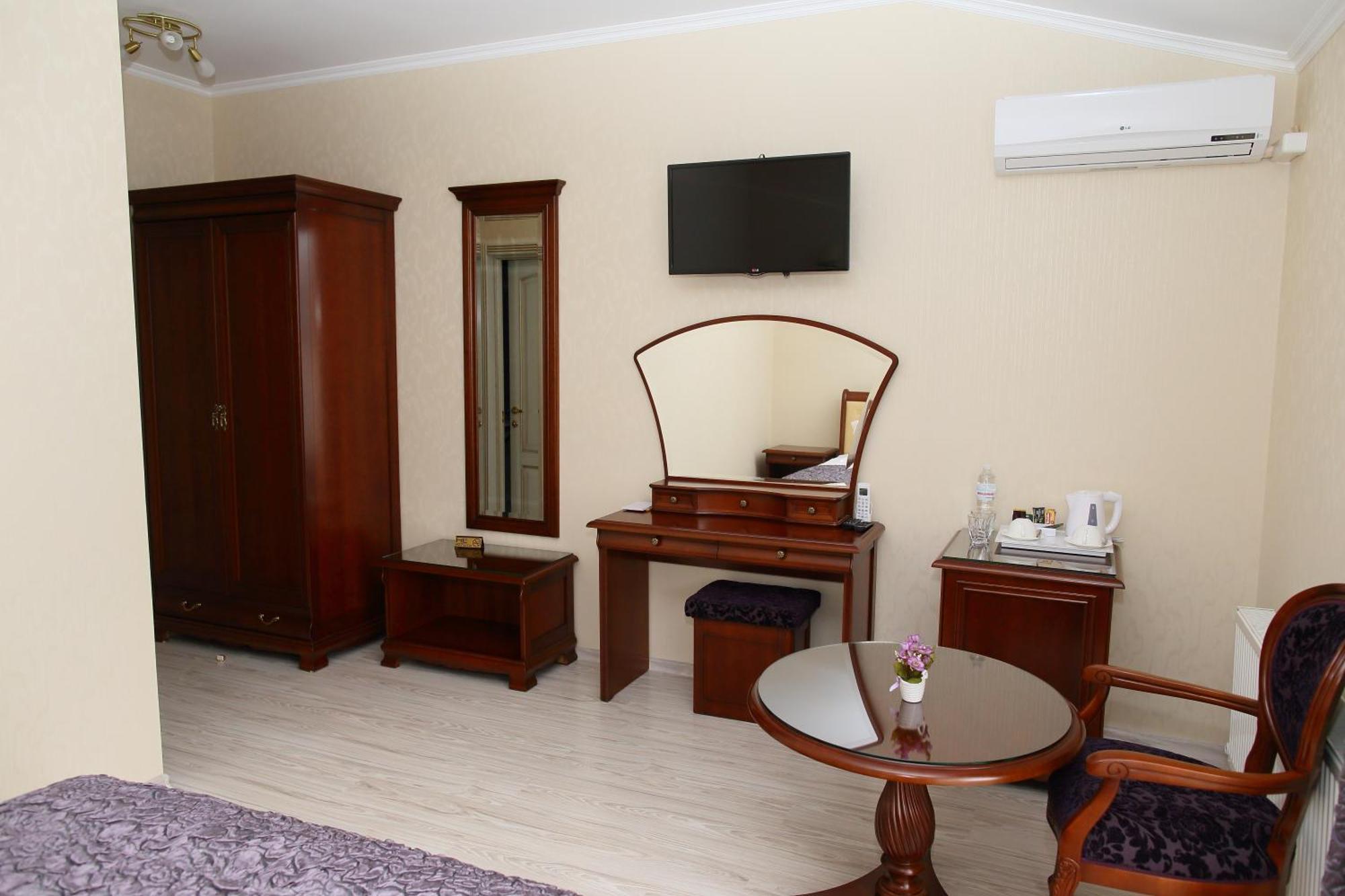 Prima Villa Guest House Vinnytsia Exterior foto