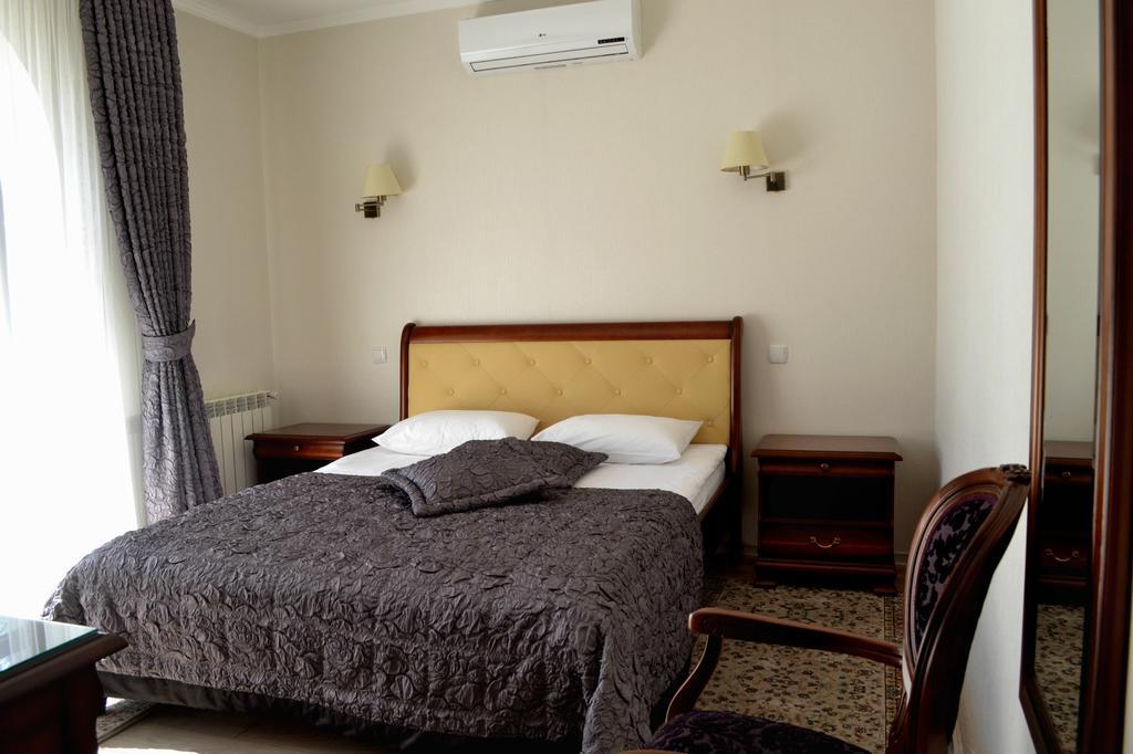 Prima Villa Guest House Vinnytsia Exterior foto