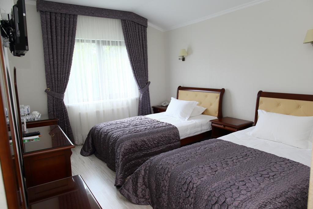Prima Villa Guest House Vinnytsia Quarto foto